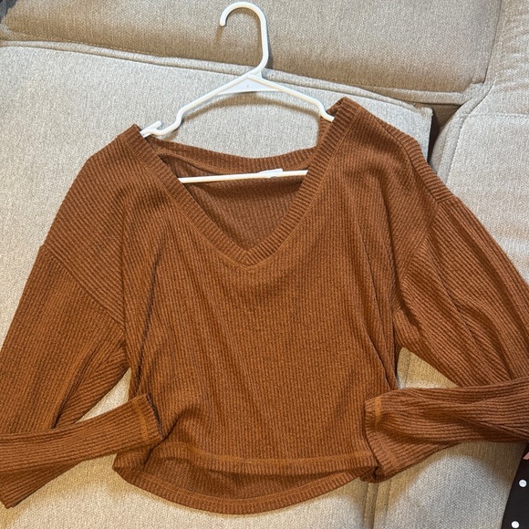 Brown Ribbed V-Neck Sweater - Picture 1 of 1